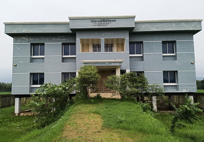  জনবল সংকটে চালু হচ্ছে না  স্বাস্থ্য ও পরিবার কল্যান কেন্দ্র